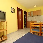 Apartment With Parking Space Rastici, Ciovo - 6863 Trogir
